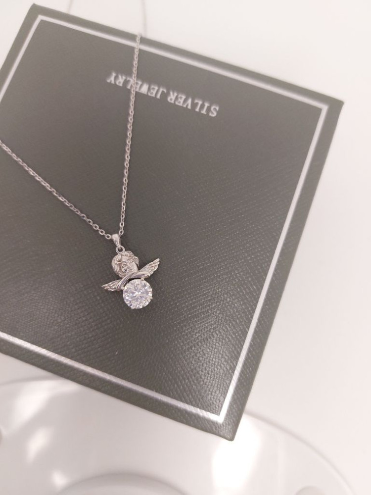 천사 모이사나이트 목걸이--1