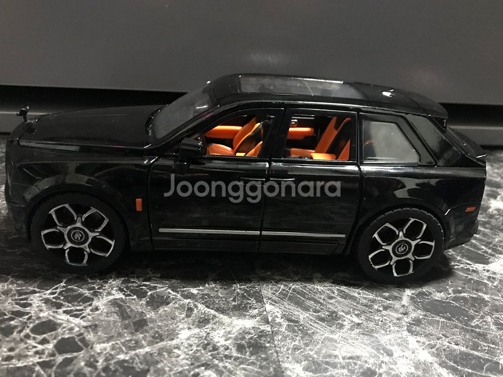 롤스로이스 컬리넌 1:20 새제품--2