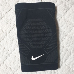 나이키 무릎보호대 L