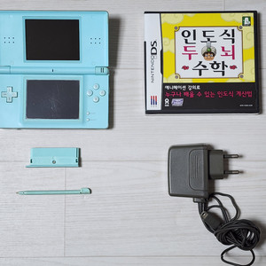 닌텐도 DS LITE + 인도식 두뇌수학 미개봉 판매합