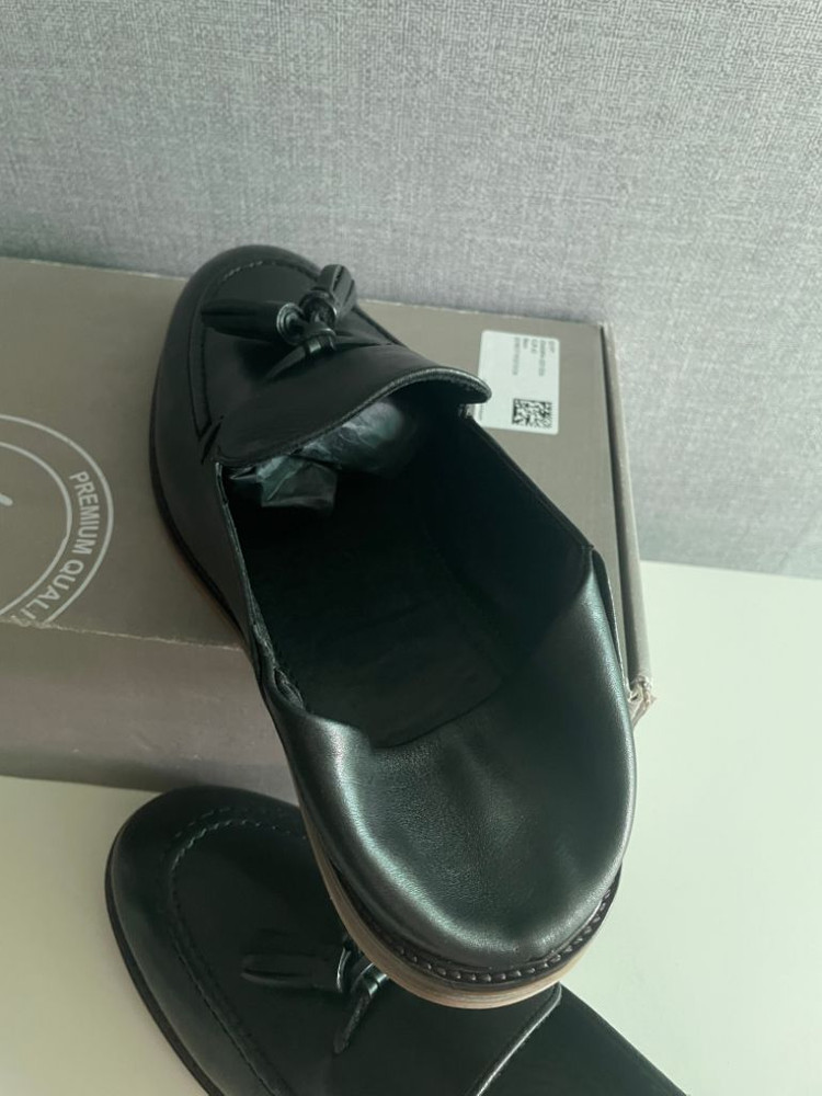 H&M 리얼레더 테슬로퍼 이미지