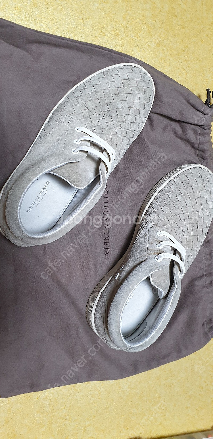 보테가베네타 하이탑스니커즈 팝니다--1