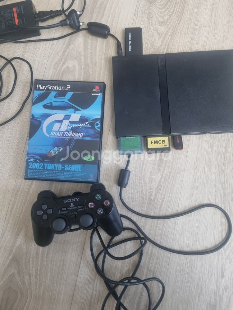 PS2 씨디인식 잘되고 HDMI 출력가능 패드2개--1