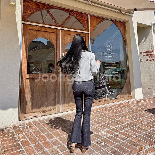 새상품) 메이윤 메이진스 투버튼 생지데님 부츠컷 XL--6