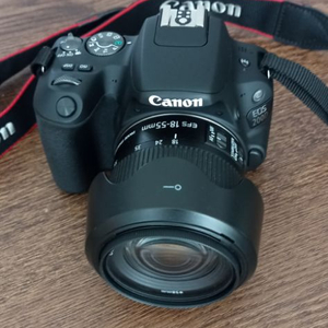 Canon EOS200D +삼각대