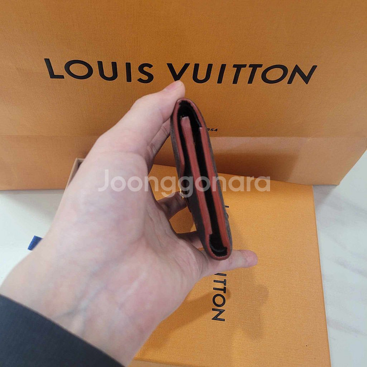 [정품]루이비통 조에월릿 쉐도우 반지갑--2