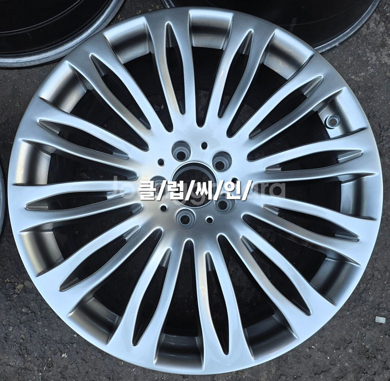 정품 W222 S560 20인치 휠--3