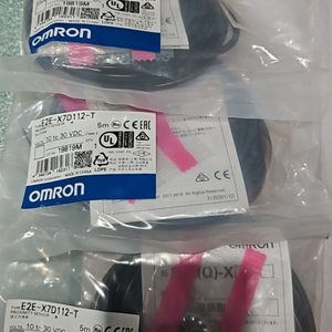 OMRON E2E-X7D112-T 미개봉3개포함가