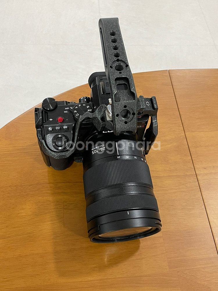 루믹스 s5m2 + 24-105 판매합니다!--4