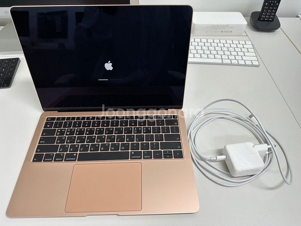 2019 맥북에어 13인치 256GB/8GB 로즈골드--7
