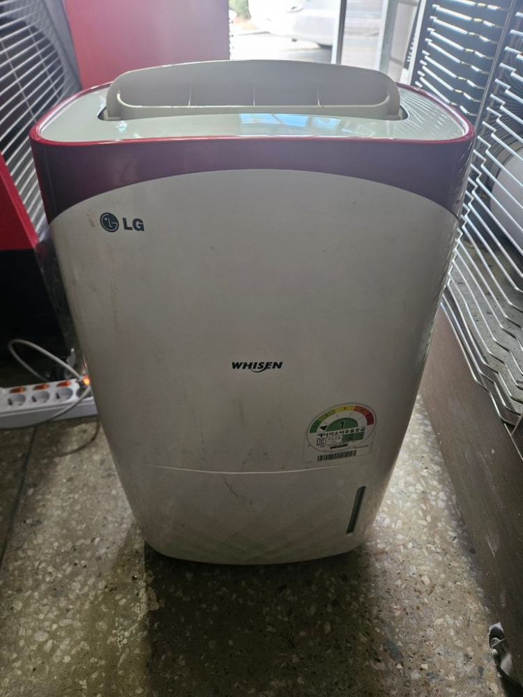 LG휘센 공기청정 제습기 15리터1등급재품 결로방지예방 이미지