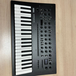 Korg minilogue xd