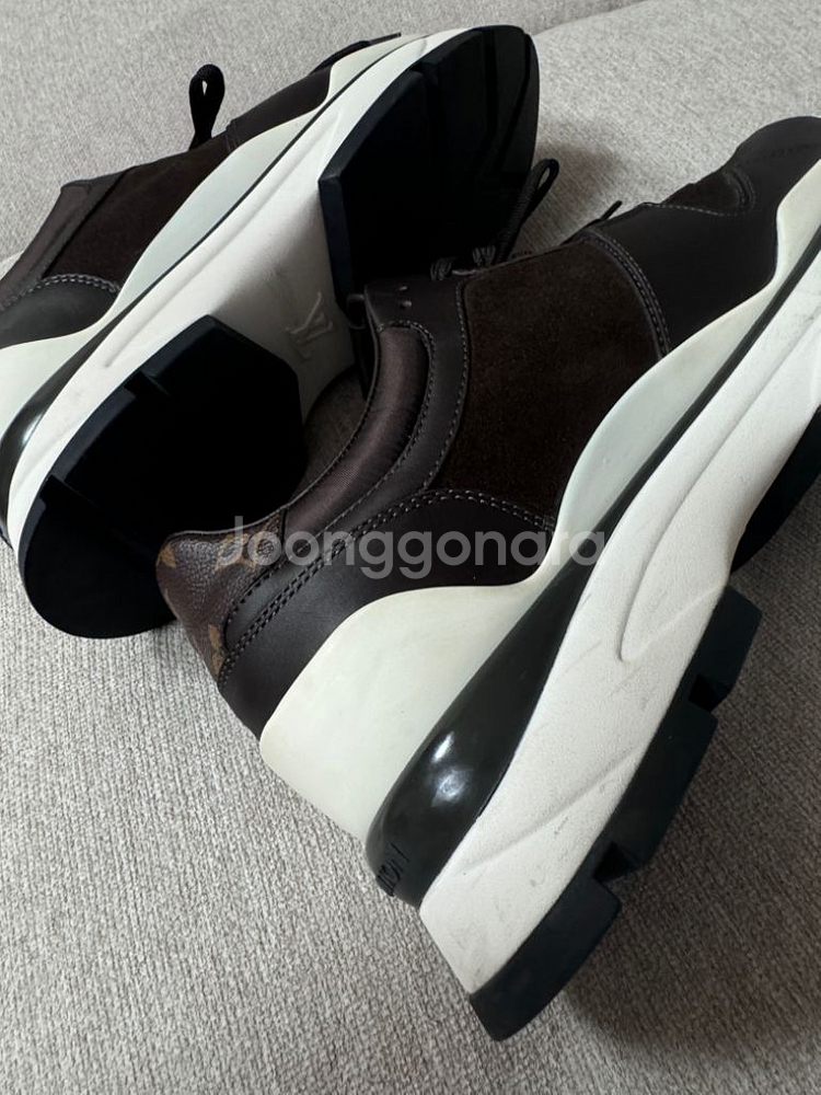 루이비통 모노그램 스니커즈--5