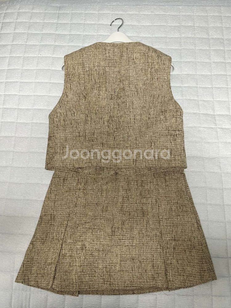 그로브스토어 리옷 베스트 스커트--1