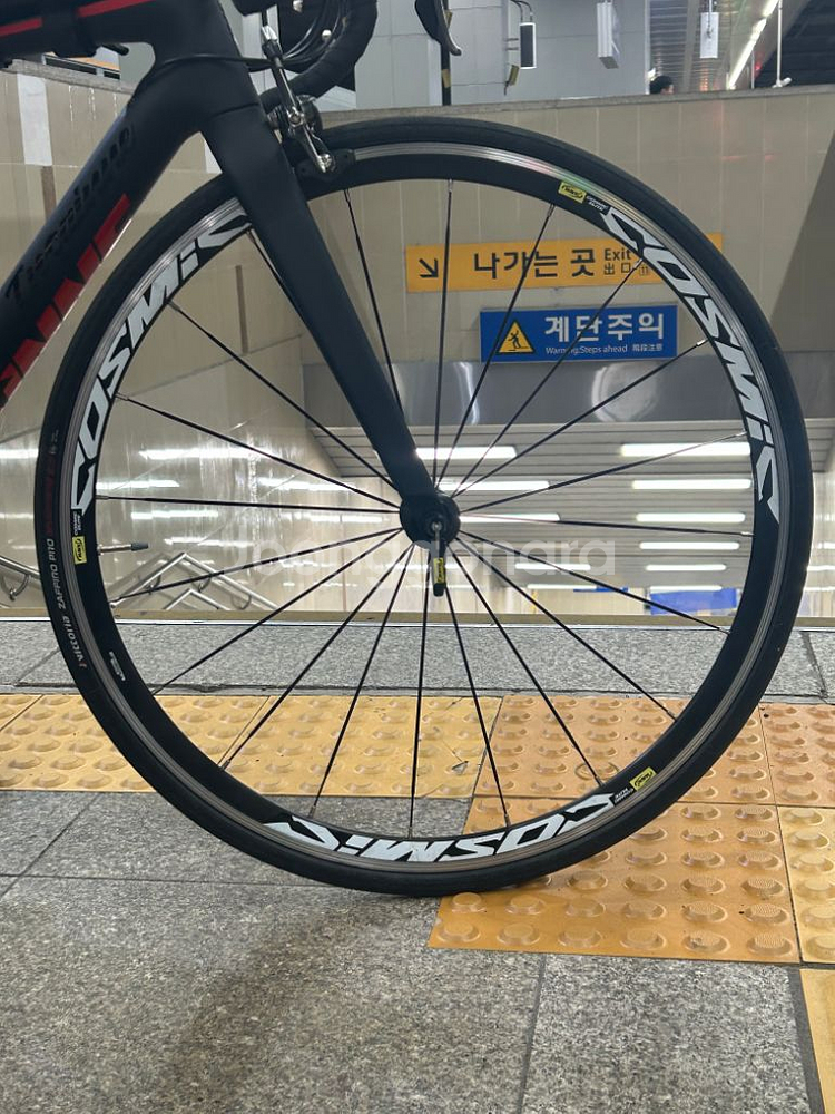 인세인 풀카본 로드 자전거 + 마빅 코스믹 프론트--1
