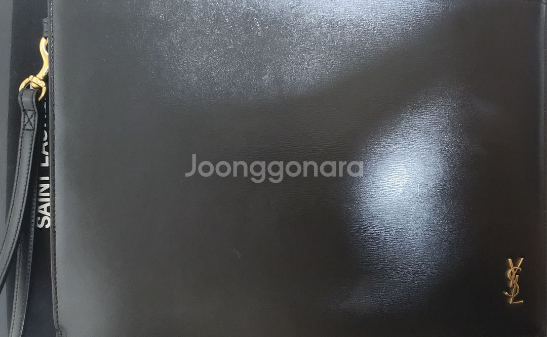 입생로랑 금장 클러치--2