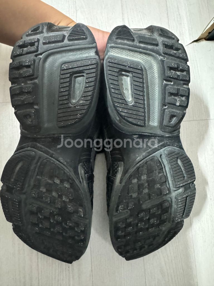 나이키 v2k 블랙 275 사이즈--4