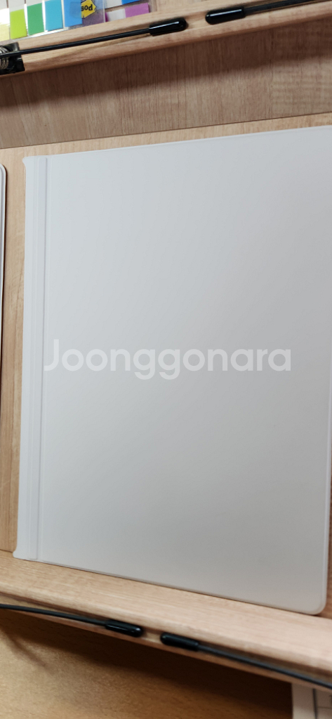 갤럭시탭 S9 북커버 화이트 중고 A급 상태 좋아요.--7