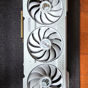 ASUS TUF Gaming 4070 TI SUPER