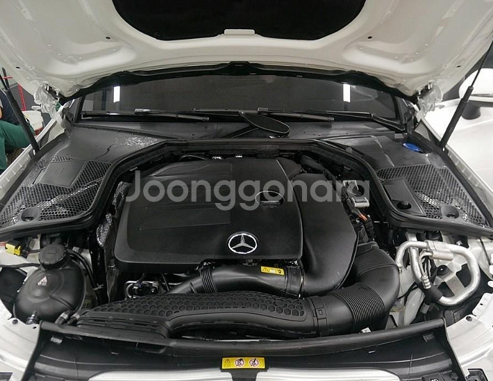 [벤츠]C클래스 W205 C200 카브리올레 (4인승)--2