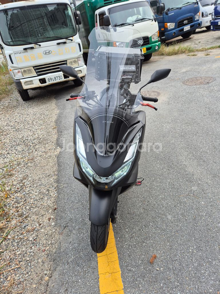 22년식 pcx125 abs모델 오토바이 스쿠터 판매--2