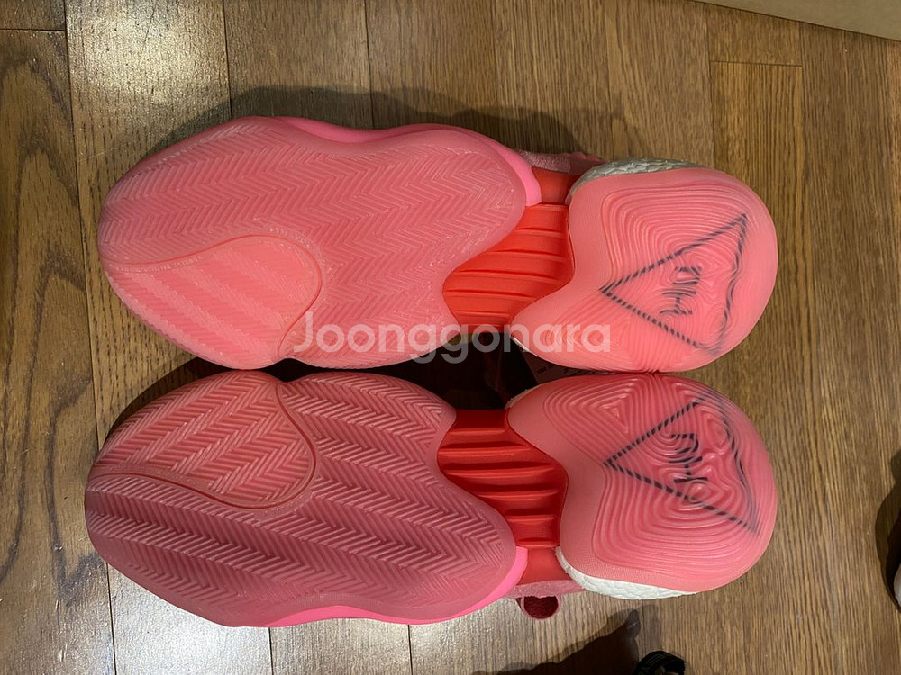 아디다스 BYW 퍼렐 윌리엄스 부스트 290 핑크--3
