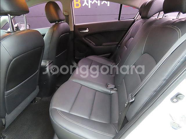 @15년식 K3 1.6 GDI 전국최저가격--6
