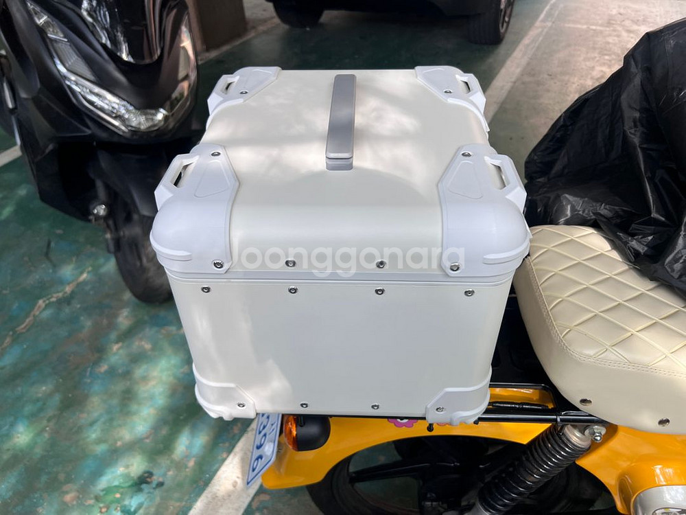 탑박스 40L 팝니다--1
