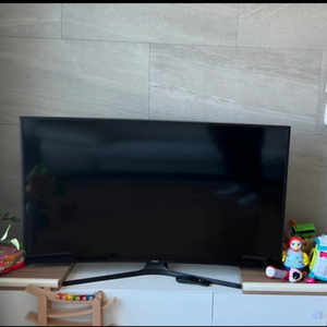 삼성 UHD 커브드 55 TV 정리합니다.