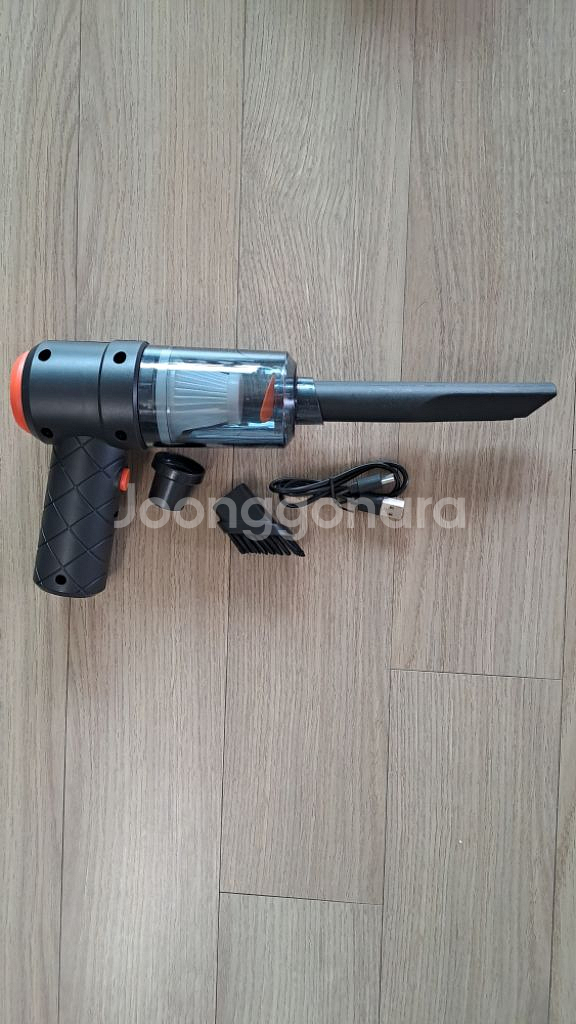 소형 차량용 무선청소기입니다--1