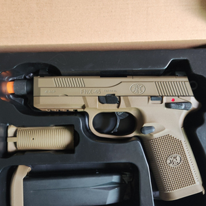 VFC FNX-45 팝니다.