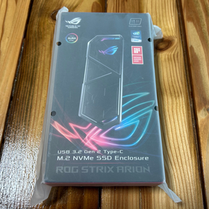 신품 Asus rog strix arion SSD케이스