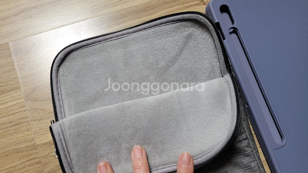 갤럭시탭 s7.8케이스+파우치--2