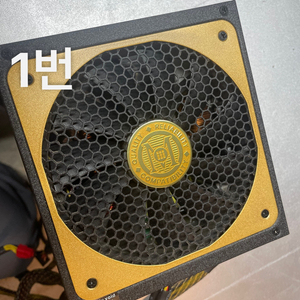 마이크로닉스 1000W 파워 팝니다.