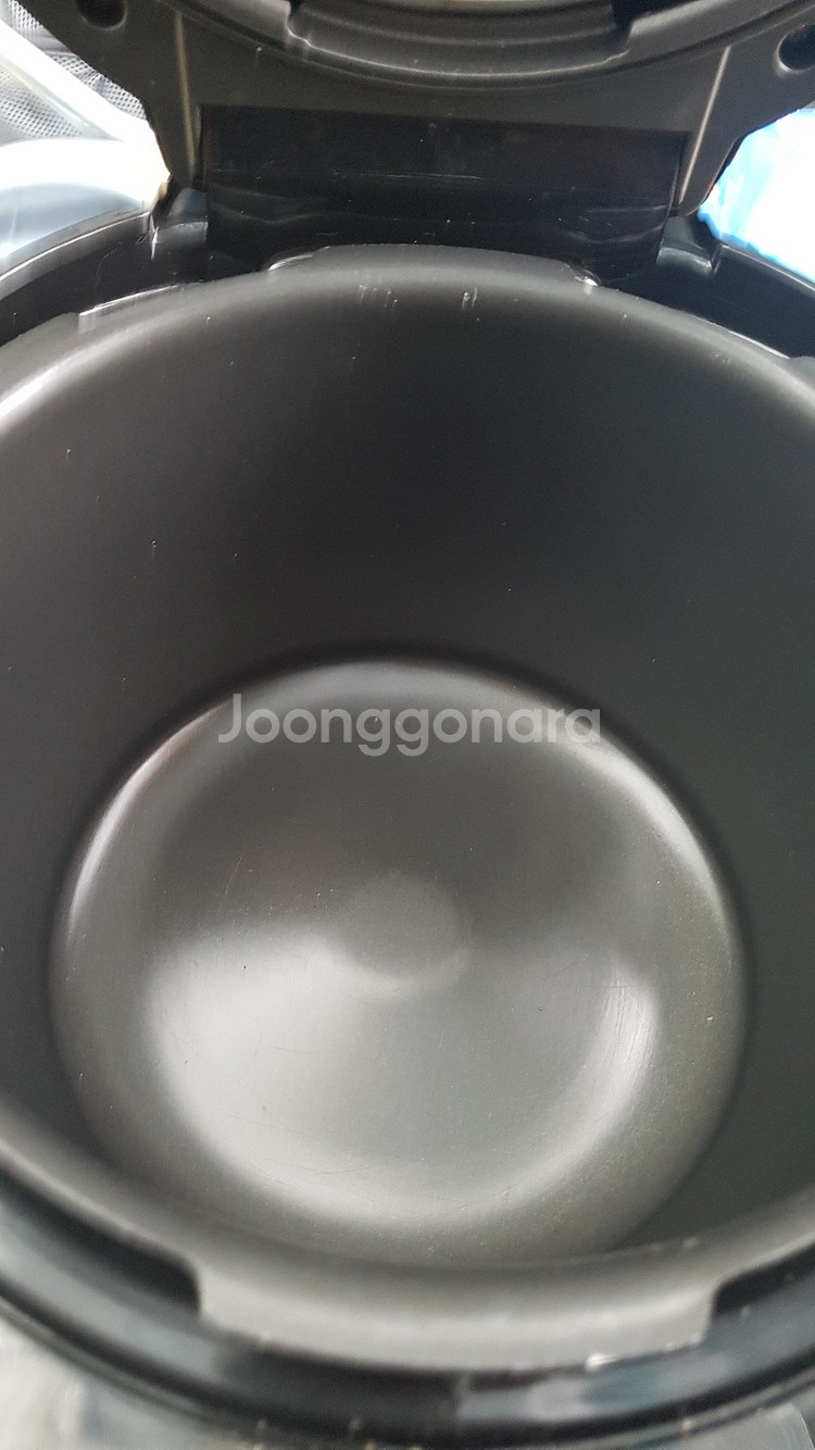 쿠쿠 10인용 압력밥솥 CRP-HUF1080SS 상태--4