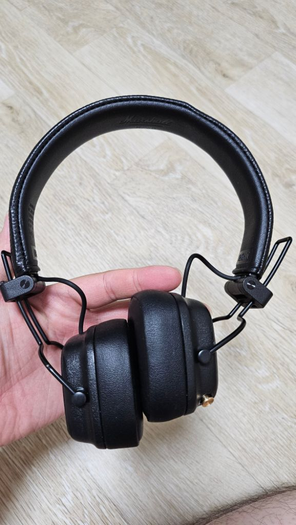 마샬 메이저4 헤드셋 블랙 팝니다--1