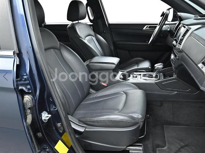 @19년식 렉스턴 스포츠 칸 디젤 2.2 4WD 프로--9