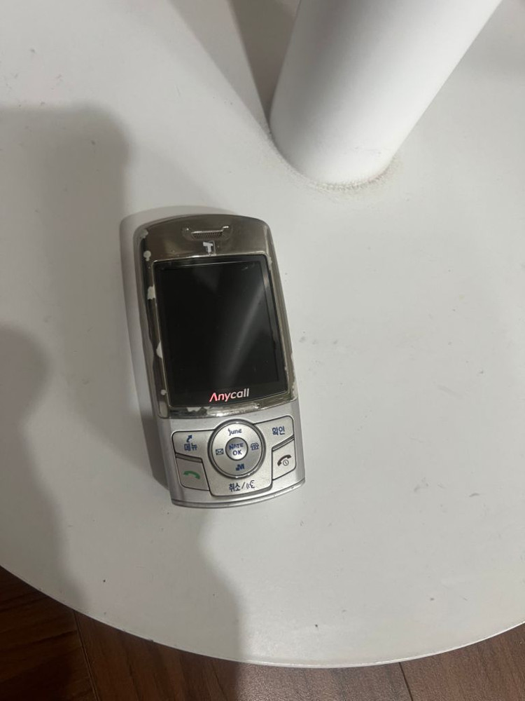 애니콜 휴대폰 핸드폰 폴더폰 공기계 이미지