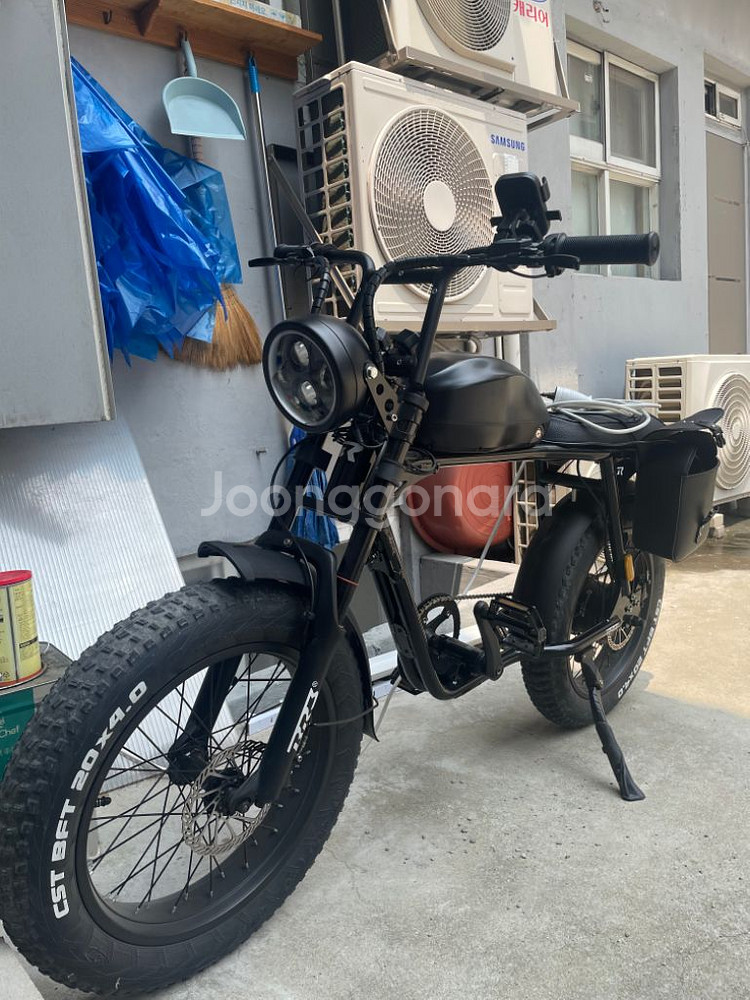 br3 카페레이서 48v 500w 35a 개떨 150만--2