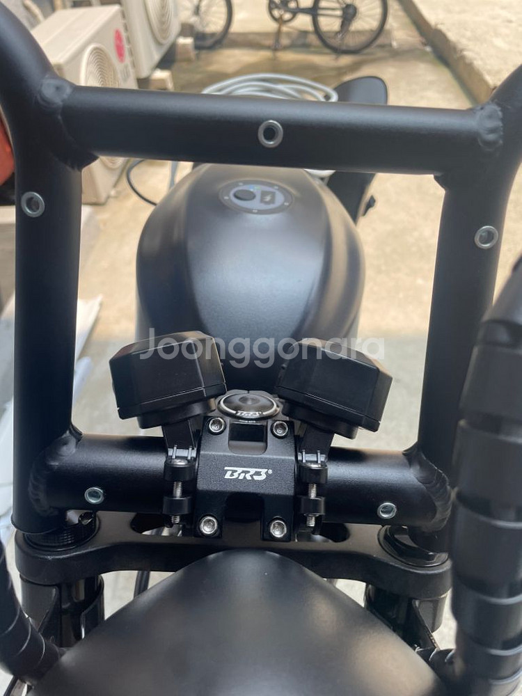 br3 카페레이서 48v 500w 35a 개떨 150만--5