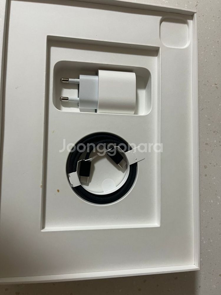 아이패드 프로 M2 11인치 셀룰러 128기가+애플펜슬--4