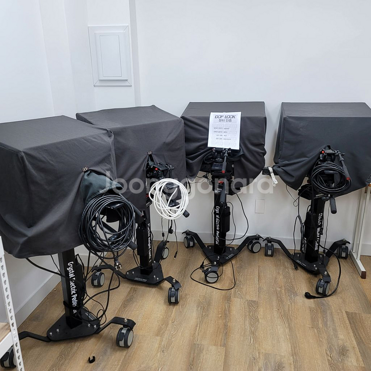 [급매] 크리스탈 프롬프터 최고사양 32, 24인치--4