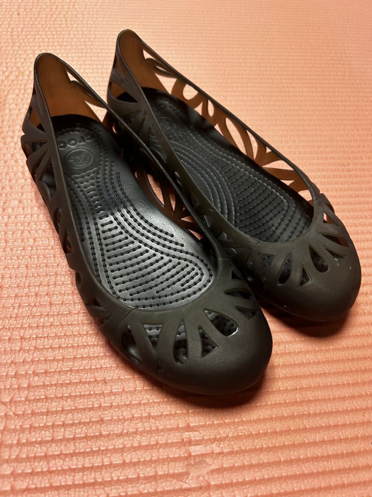 CROCS 크록스 아드리나 우먼 샌들 비치 슈즈 샌달