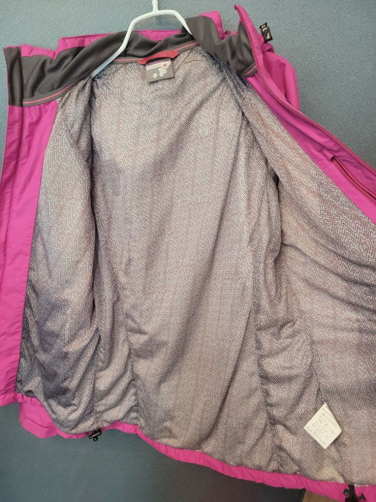 살로몬 등산점퍼 (봄.가을용) 이미지