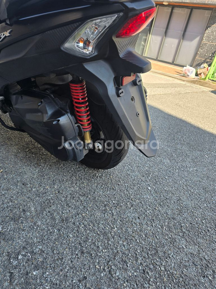 전국무료탁송!! 22년 조이맥스7+ 125 판매합니다--5