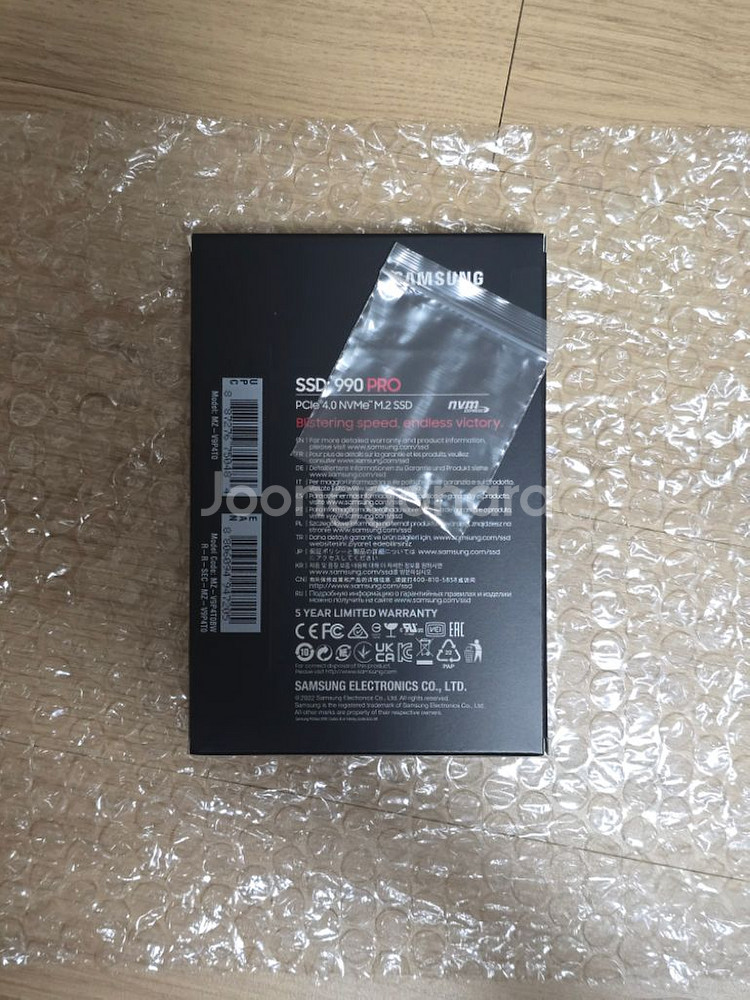 삼성 990Pro 4TB SSD 국내정품 미개봉--1
