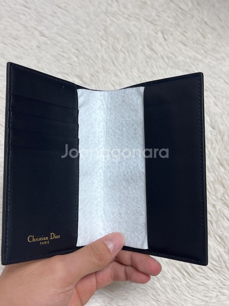 <정품>디올 트래블키트 여권지갑--2