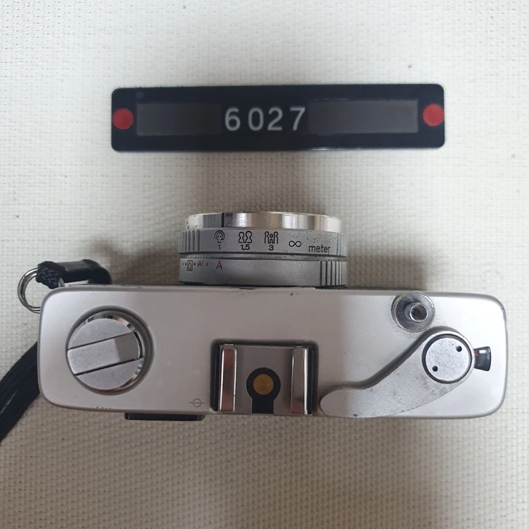 코니카 C 35 E&L 필름카메라 이미지