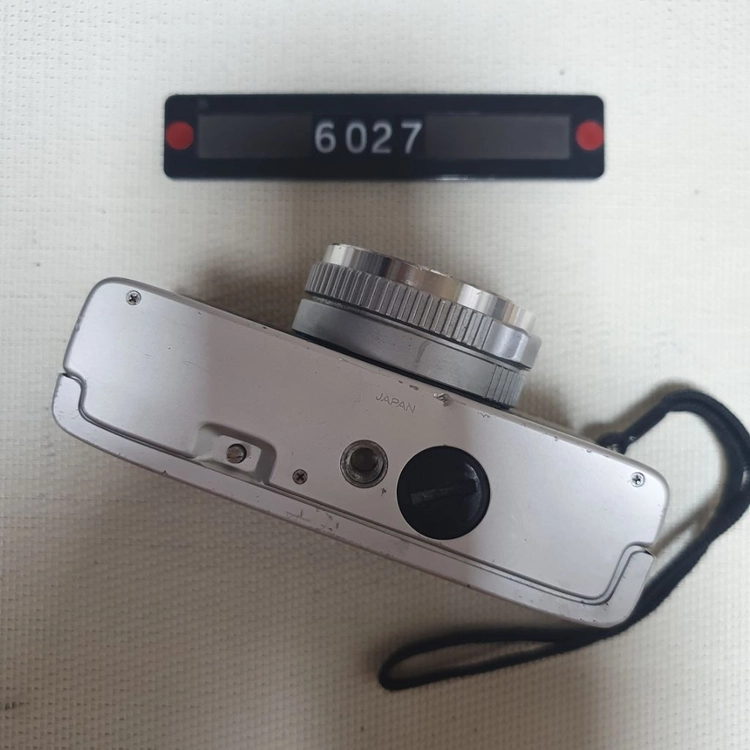 코니카 C 35 E&L 필름카메라 이미지