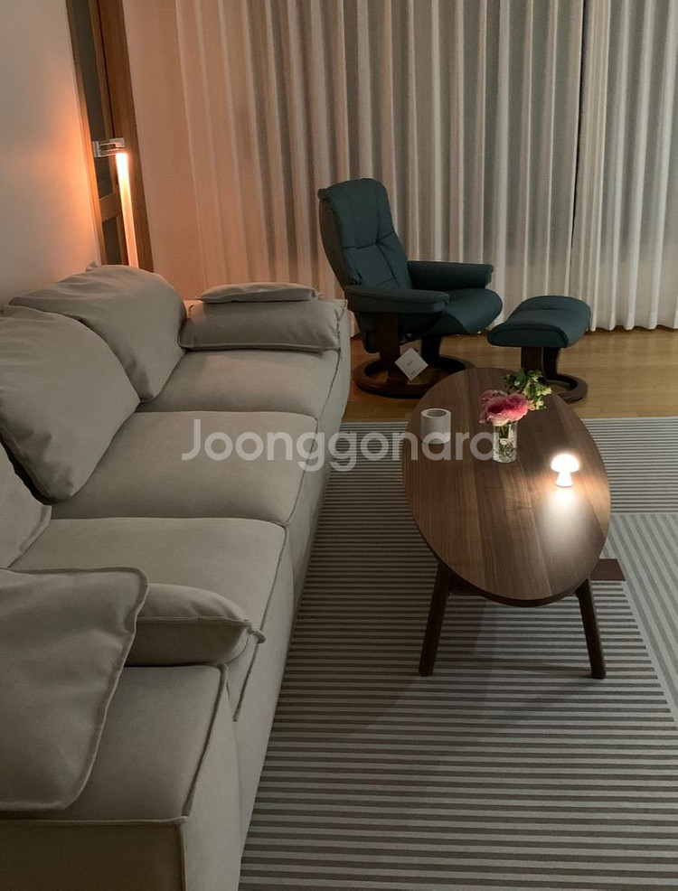 에싸 패브릭 쇼파--0